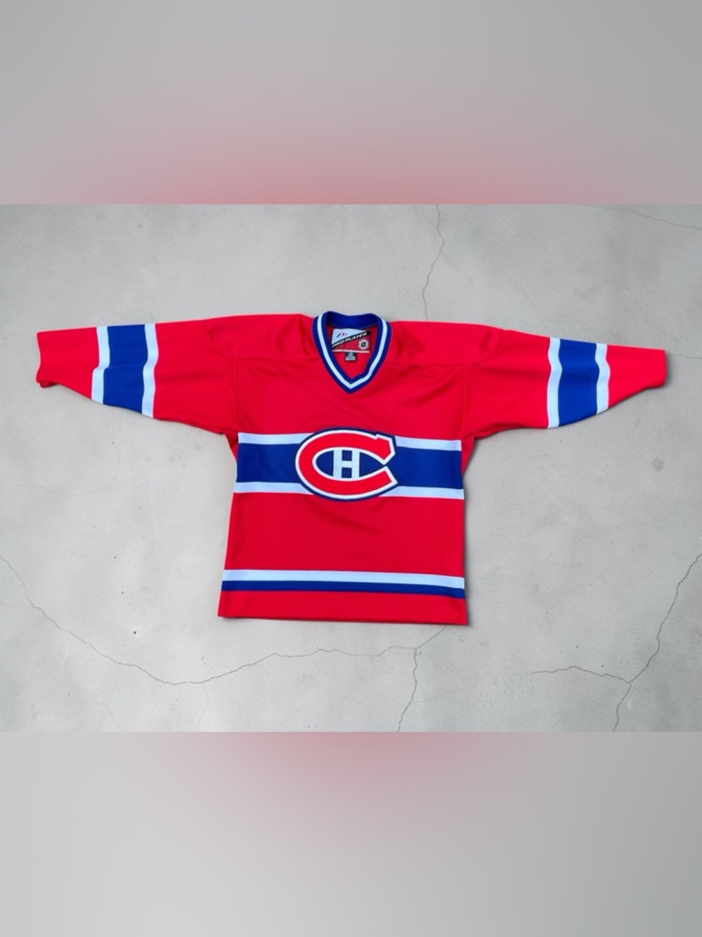 Retro Youth L/XL Pro Player Montreal Canadiens NHL Hockey Jersey